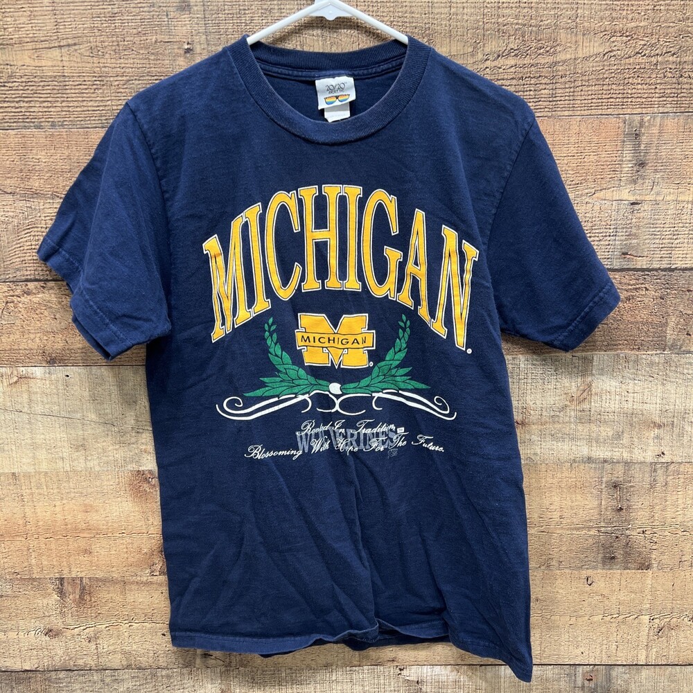 20/20 Sport Inc Made In USA Michigan Wolverines Vinatge T Shirt Size Med 90’s